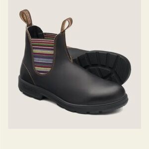 #1409
WOMEN'S ORIGINALS
Blundstone CHELSEA BOOTS - STOUT BROWN / STRIPES